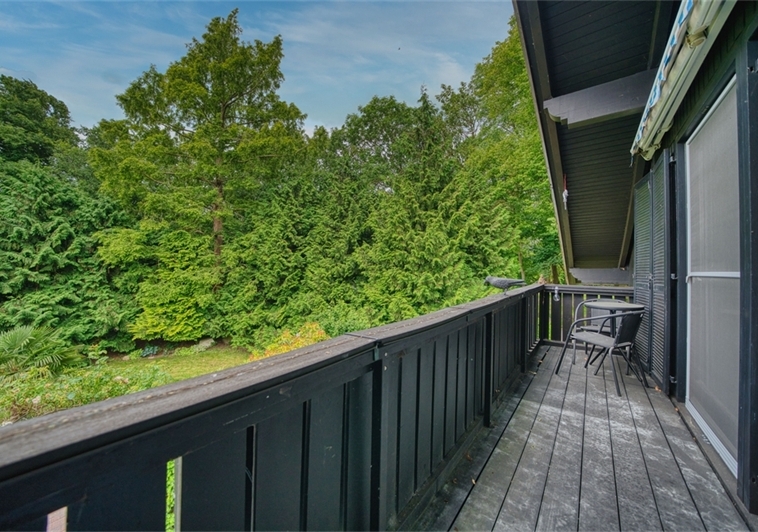 Balkon OG