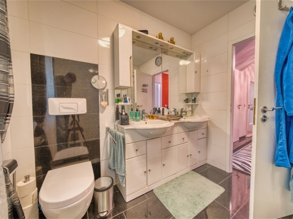 Badezimmer EG