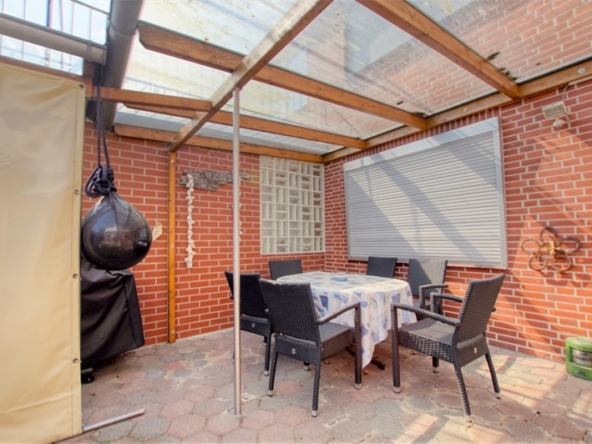 Überdachte Terrasse