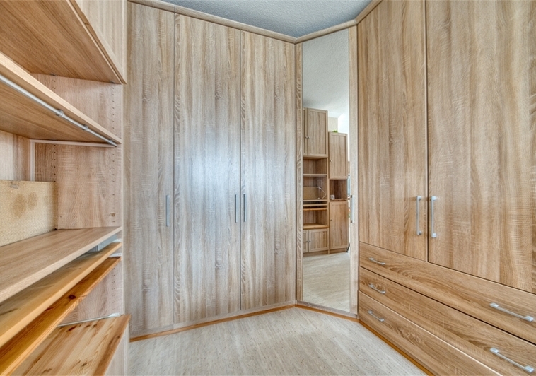 Wohnung 1: Einbauschrank