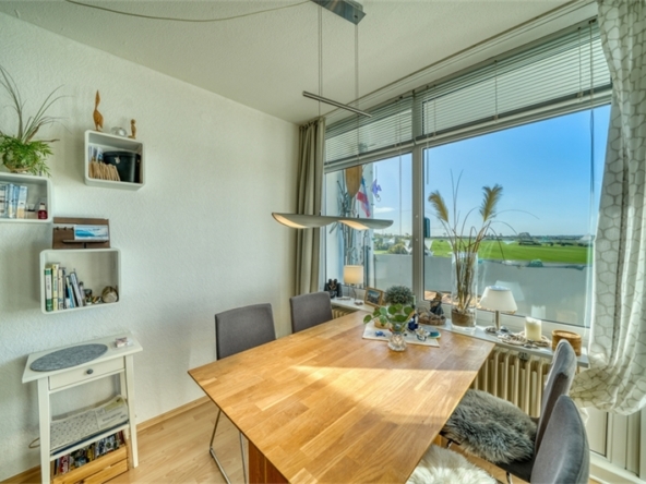 Esstisch mit Ausblick